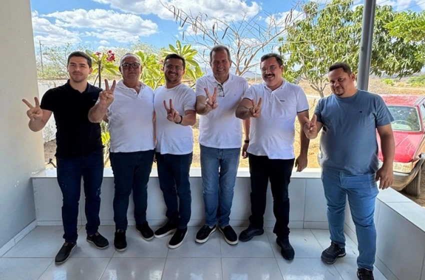 Imagem Pré-candidato a deputado federal, Fábio Tyrone, recebe importantes apoios políticos no município de Jericó