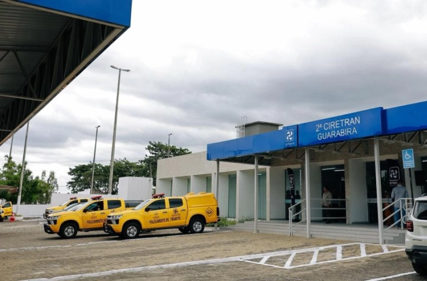 Imagem Vice-governador Lucas Ribeiro inaugura Laboratório Amanhã Digital, nova Ciretran e visita obras