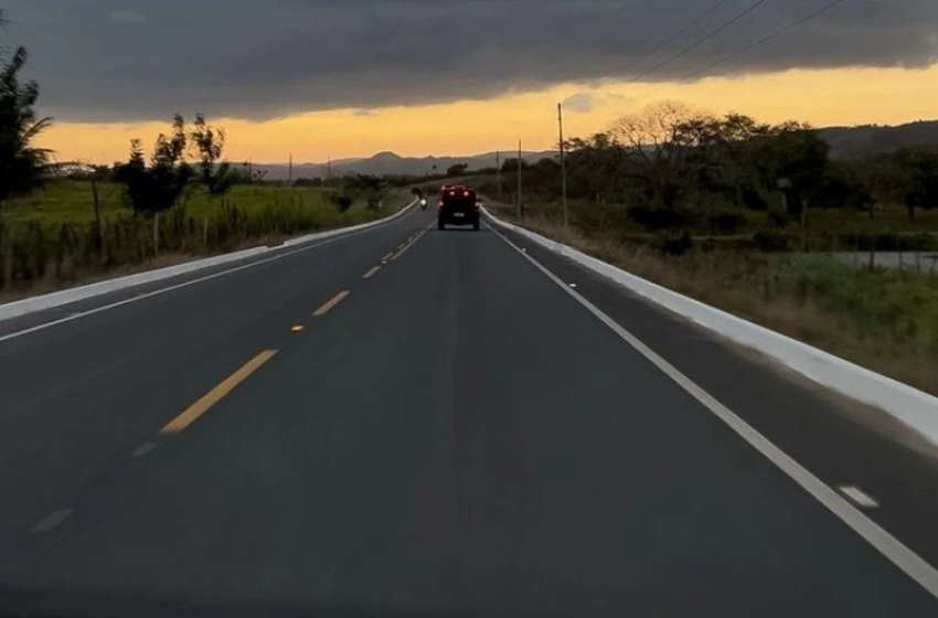 Imagem Rodovia PB 085 que liga Pirpirituba a Sertãozinho