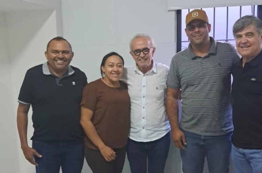 Imagem Edvan Felix, Nina, Cicero Lucena, Victor Rabelo, e Wellington Roberto