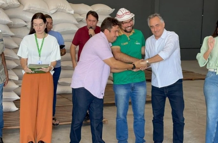 Imagem Prefeito Helder Carvalho