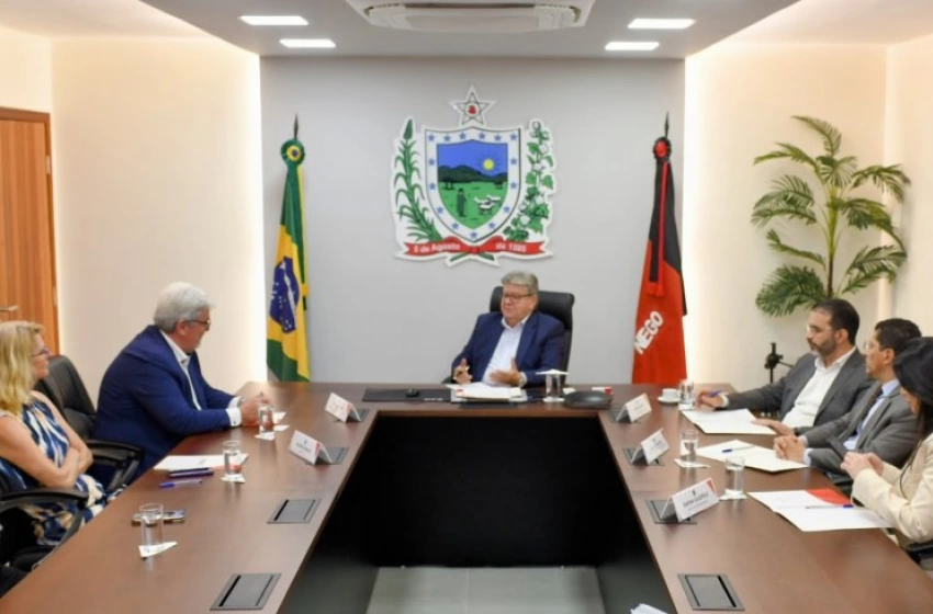 Imagem Governador da Paraíba João Azevêdo 