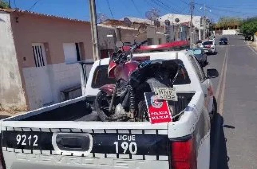 Imagem Motocicleta apreendida em ação da PM