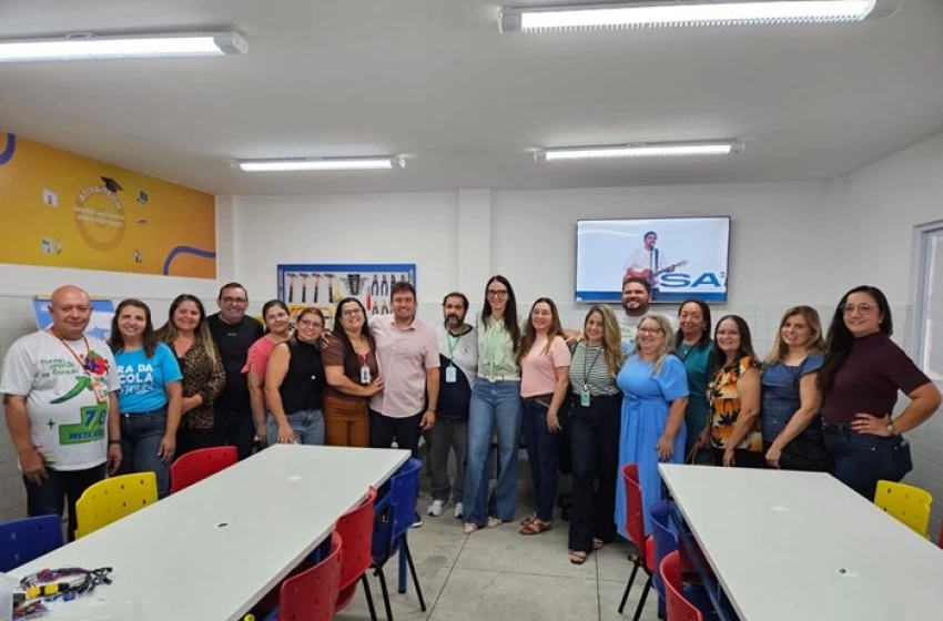 Imagem Entrega de mais uma escola da Rede Municipal com Espaço Maker