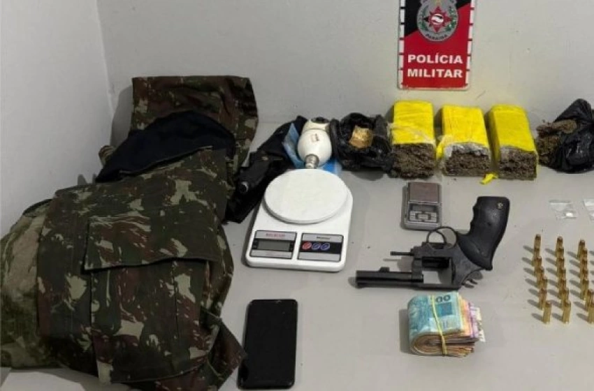 Imagem Material ilícito apreendido em ação da Polícia Militar
