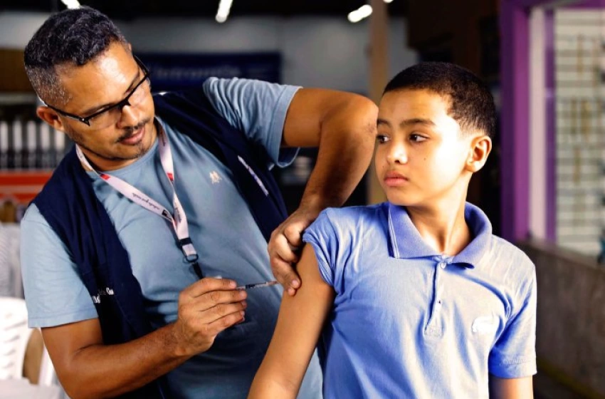 Imagem Vacinação dos adolescentes e cuidados com a saúde do homem