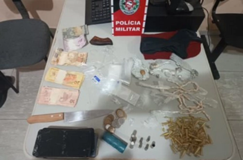 Imagem Material ilícito apreendido em ação da Polícia Militar