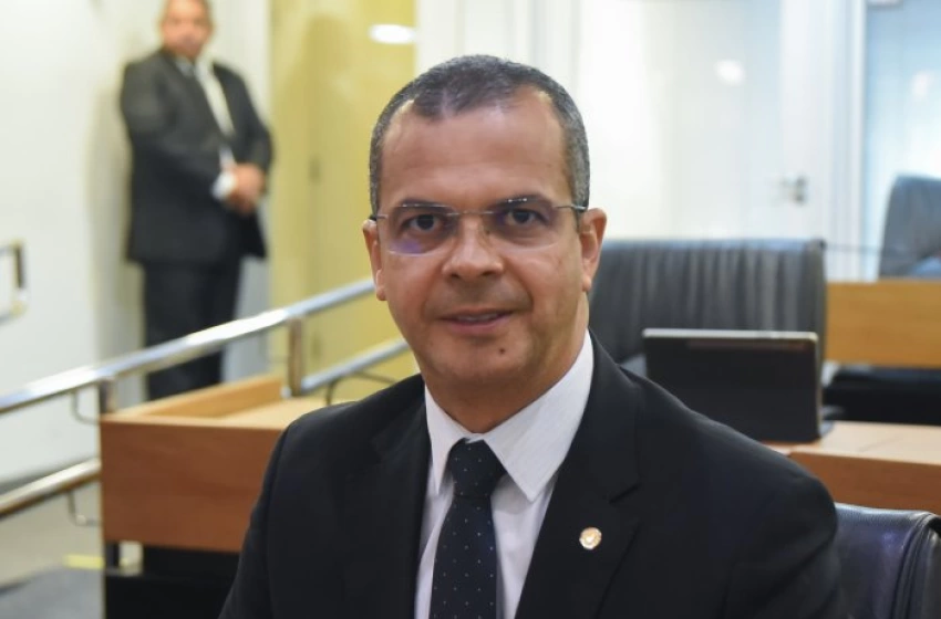 Imagem Deputado estadual, Jutay Meneses (Republicanos)