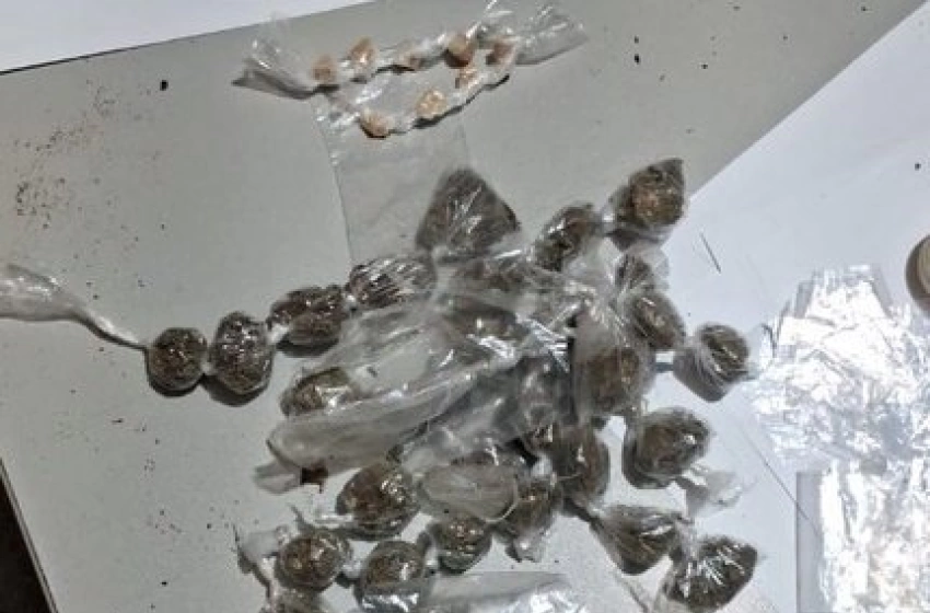 Imagem Drogas apreendidas pela Polícia Civil em Pedras de Fogo 