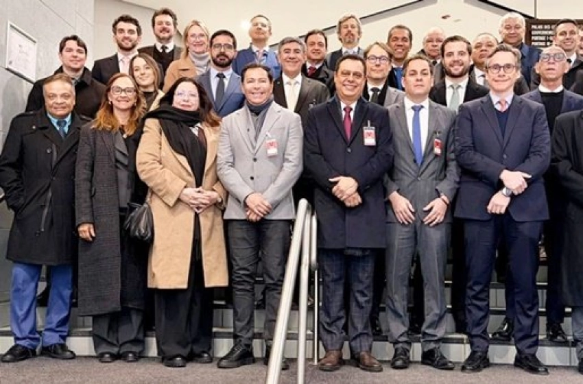 Imagem Secretário da Fazenda participa da Missão do Comsefaz no Canadá para conhecer sistema tributário do IVA Dual