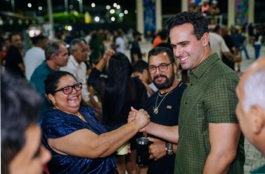 Imagem Lucas Ribeiro em evento na Paraíba