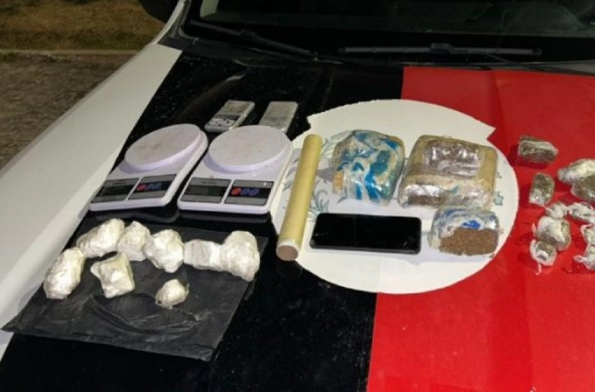 Imagem Material ilícito apreendido em ação da PM