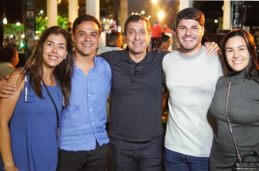 Imagem Gervásio prestigiando o Fest Bossa & Jazz Bananeiras