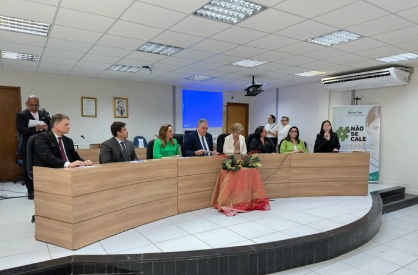 Imagem Cerimônia realizada no auditório do Fórum Dr. José Mariz