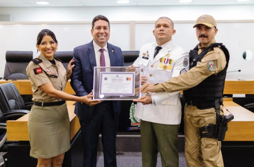 Imagem Título de cidadão paraibano ao policial Dayvison Domingos