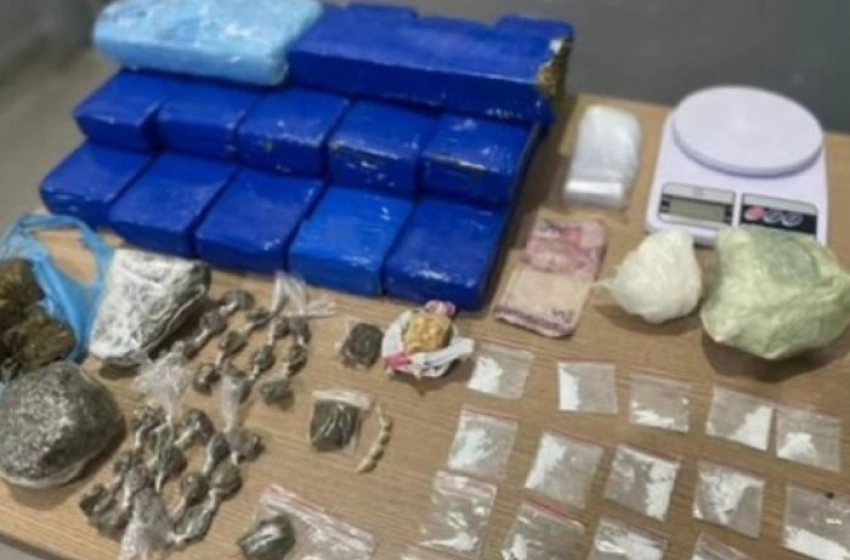 Imagem Drogas apreendidas em ação da Polícia Militar