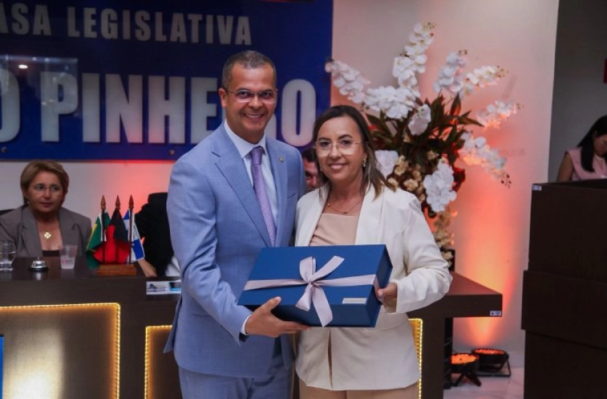 Imagem Título de Cidadão Uiraunense ao deputado estadual Jutay Meneses