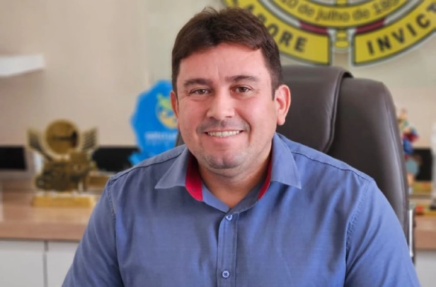 Imagem Prefeito de Sousa, Helder Carvalho