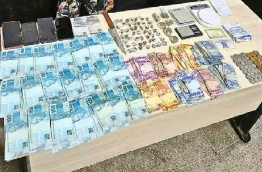 Imagem Drogas apreendidas em ação da Polícia Militar