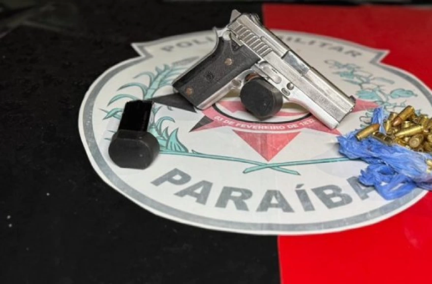 Imagem Arma e munições apreendidas em ação da Polícia Militar