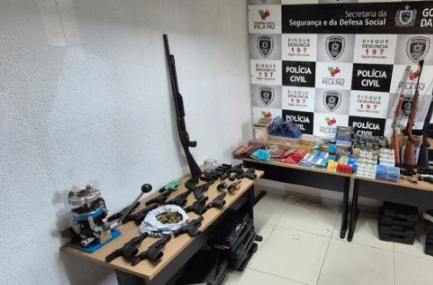 Imagem Material ilícito apreendido em ação da Polícia