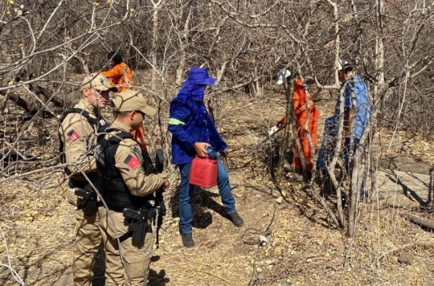 Imagem Furto de água no sertão