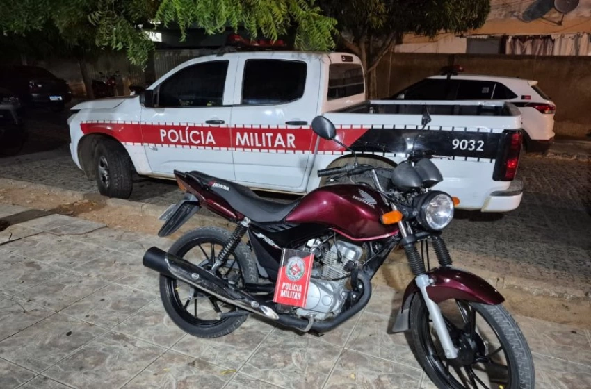 Imagem Moto recuperada pela polícia militar em Riacho dos Cavalos 