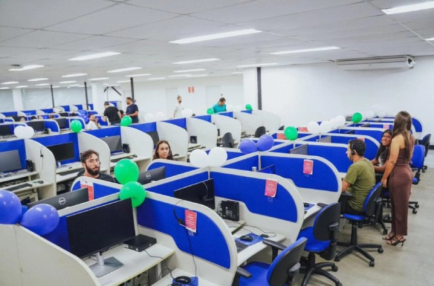 Imagem Inauguração de call center em Campina Grande