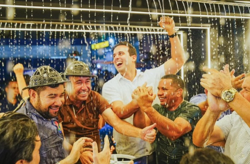 Imagem Inauguração da Adutora do Pajeú em Teixeira