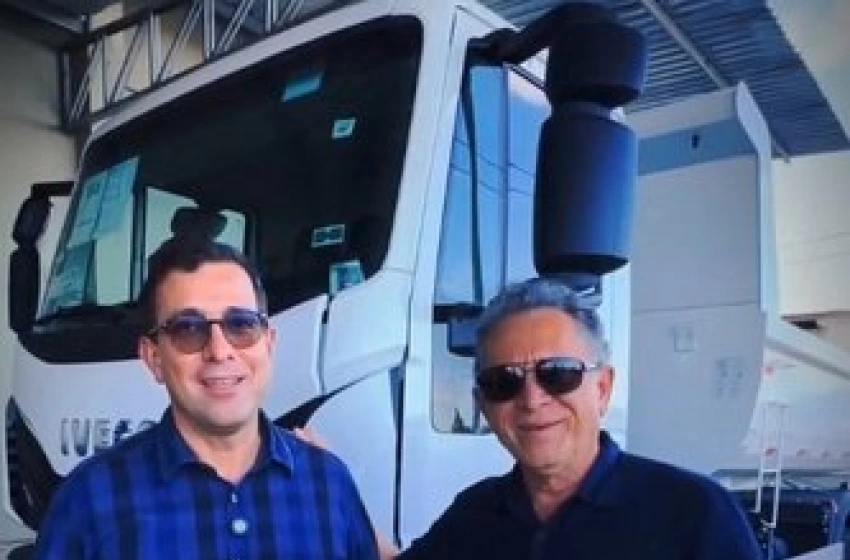 Imagem Entrega de novo caminhão para Mataraca