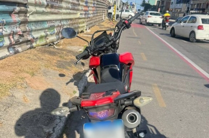 Imagem Moto apreendida pela PRF em João Pessoa 