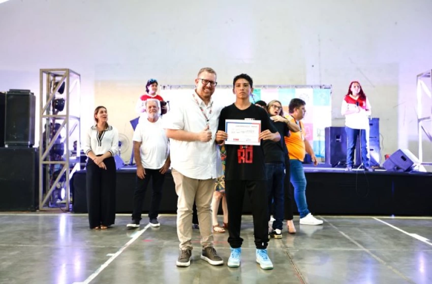 Imagem Certificados dos concluintes do curso do ‘Procon vai às aulas’