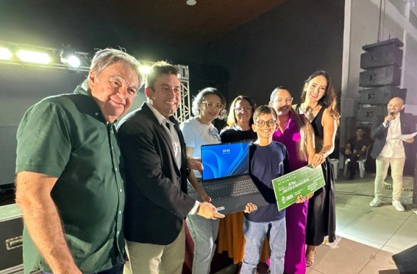 Imagem Premiação aos profissionais da educação de Sousa