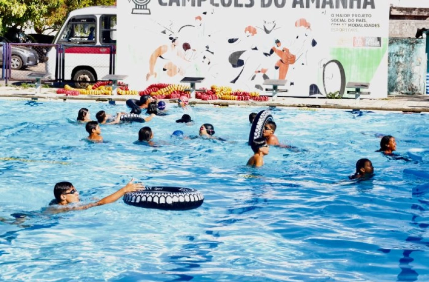 Imagem Festival aquático para 300 alunos