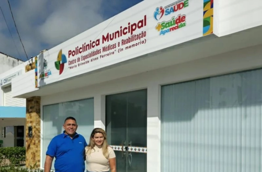 Imagem Prefeito de Aparecida João Neto ao lado da primeira-dama Valéria Rita 