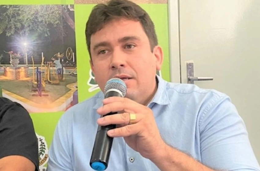 Imagem Prefeito de Sousa, Helder Carvalho 