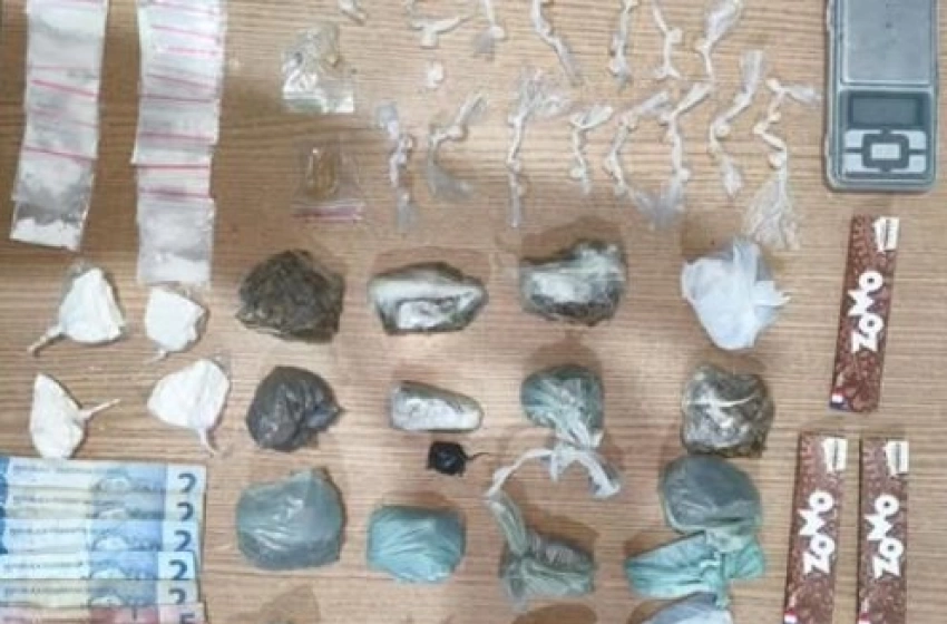 Imagem Drogas apreendidas pela polícia militar em Campina Grande 
