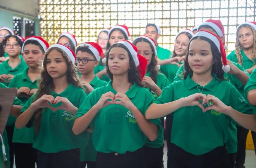 Imagem Natal com crianças atendidas no Hospital do Valentina