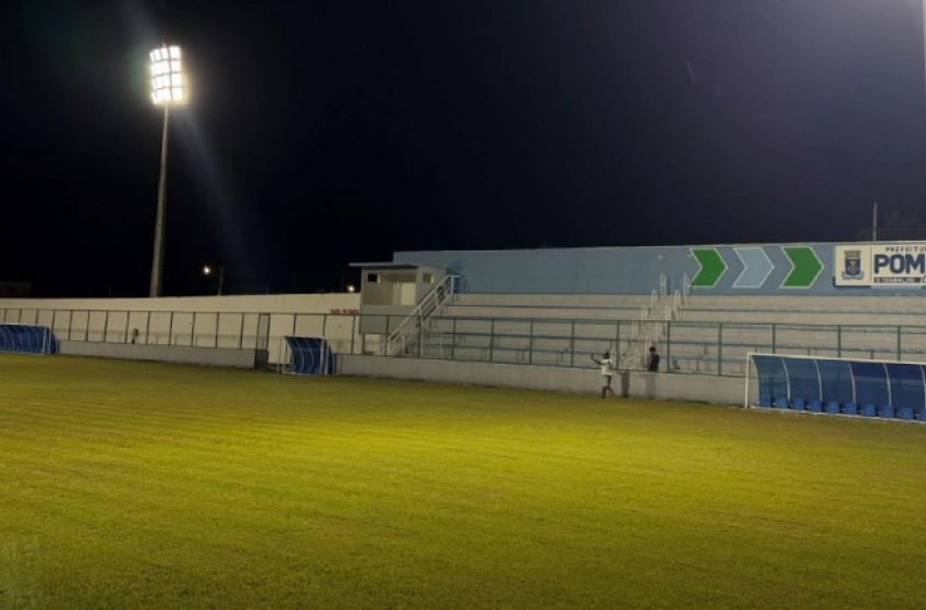 Imagem Iluminação em LED no estádio O Pereirão