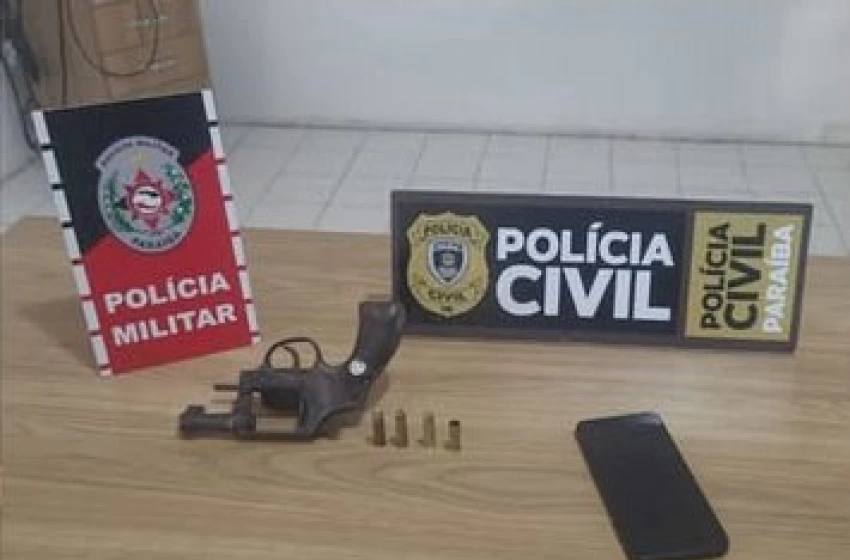 Imagem Arma e munições apreendidas em ação da PM
