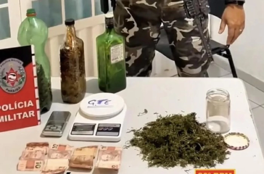 Imagem Material ilícito apreendido em ação da Polícia Militar