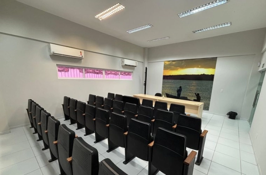 Imagem PGJ visita Promotoria de Cabedelo, reformada durante o recesso forense