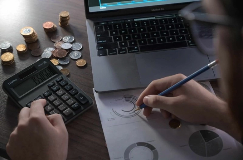 Imagem Lula sanciona com vetos lei que prevê regras mais rígidas para devedor