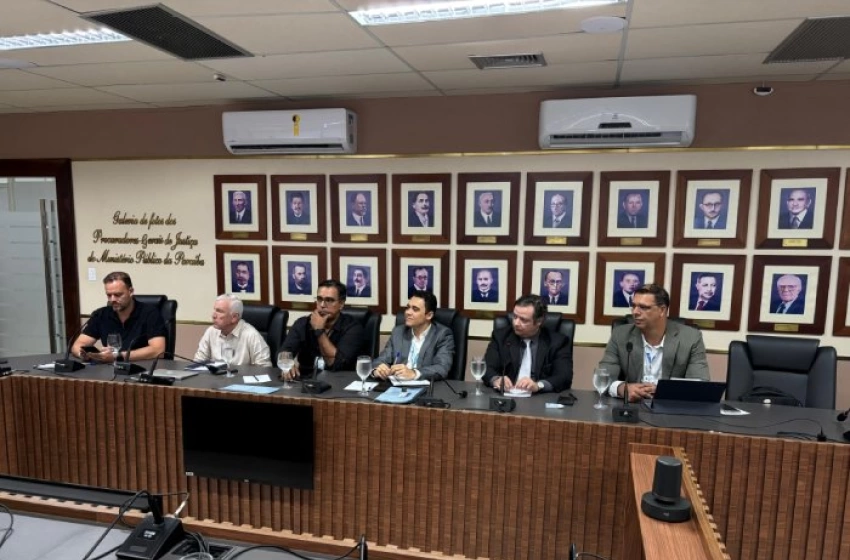 Imagem Combate de lançamento irregular de esgoto nas praias