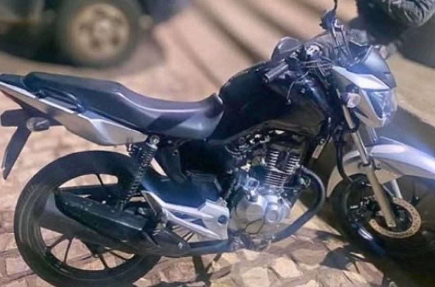 Imagem Moto apreendida pela ROTAM em Cajazeiras 