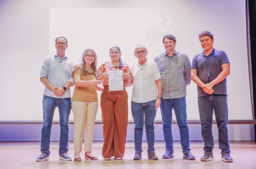 Imagem Convocação de 403 aprovados no concurso da Educação