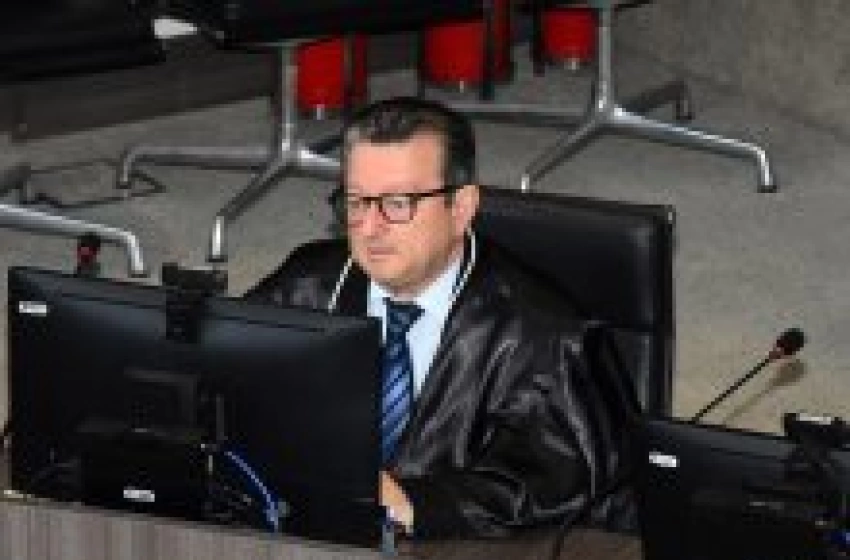 Imagem Desembargador Onaldo Queiroga