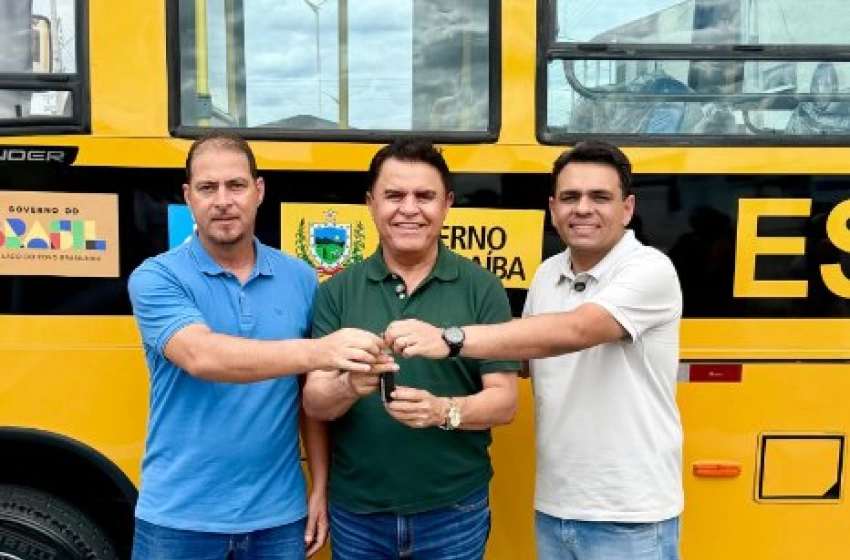 Imagem Entrega de novos veículos em Amparo