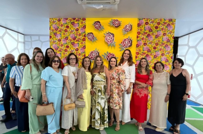 Imagem Primeira-dama do Estado no Salão do Artesanato