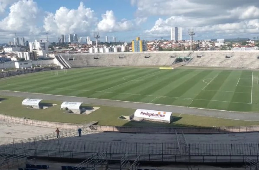 Imagem Estádio Amigão, em Campina Grande